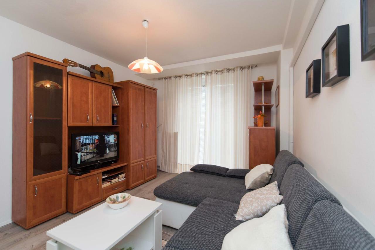 Apartman Lux Daruvar Εξωτερικό φωτογραφία