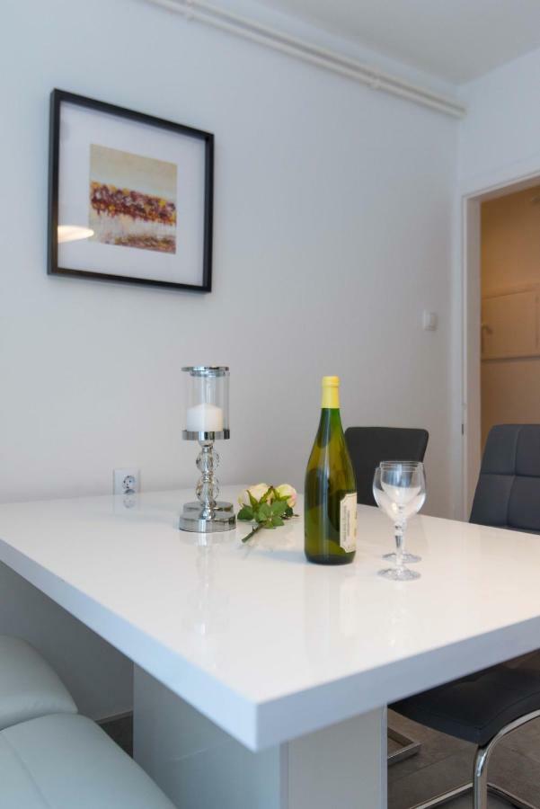 Apartman Lux Daruvar Εξωτερικό φωτογραφία
